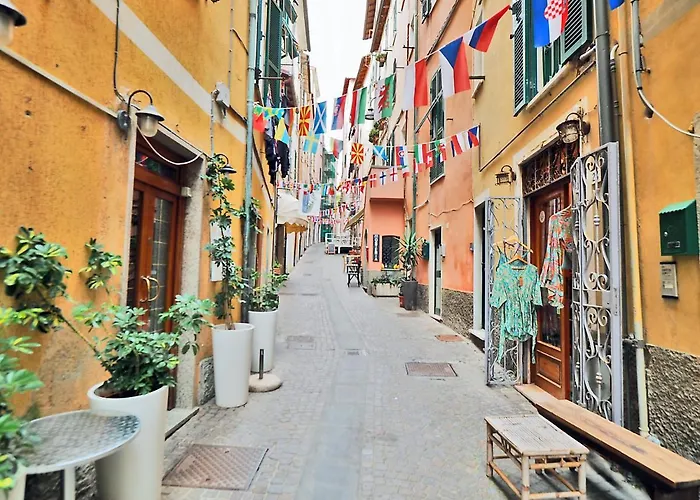 A Sante Lägenhet Lerici