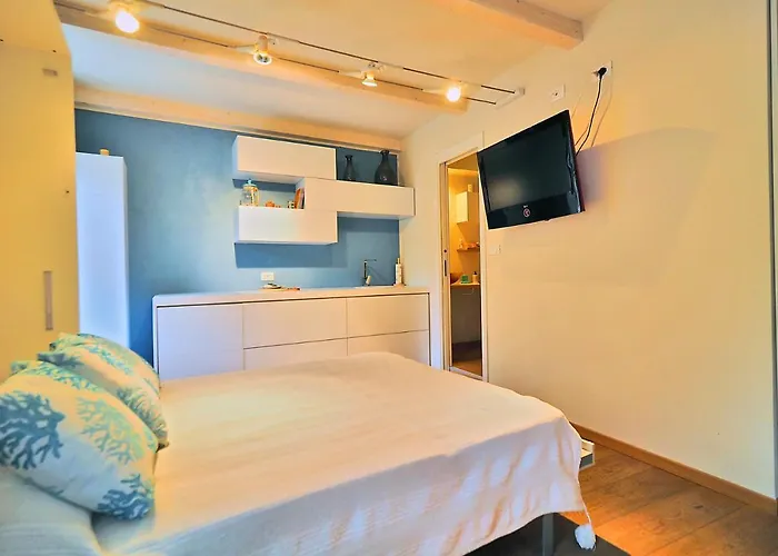 A Sante Lägenhet Lerici